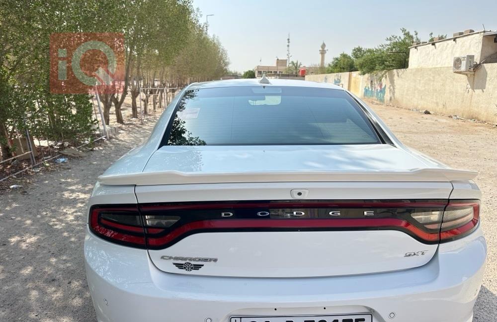دودج تشارجر